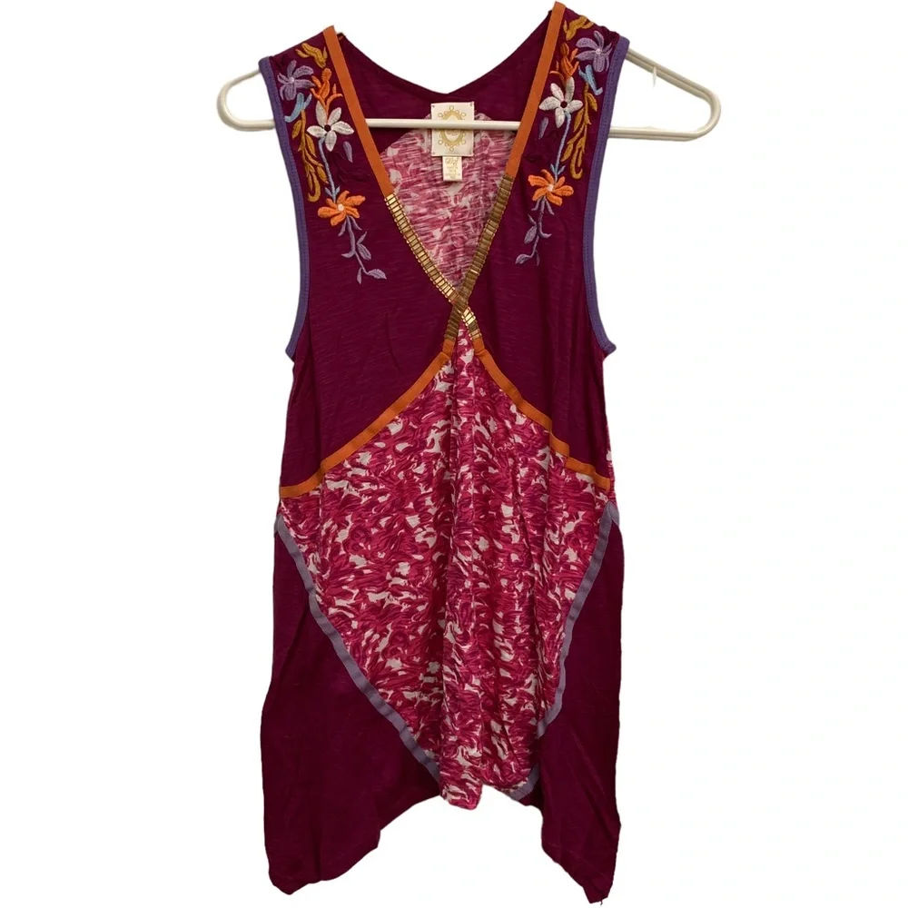 Anthropologie Ric Rac Embroidered Tank - Picture 2 of 12